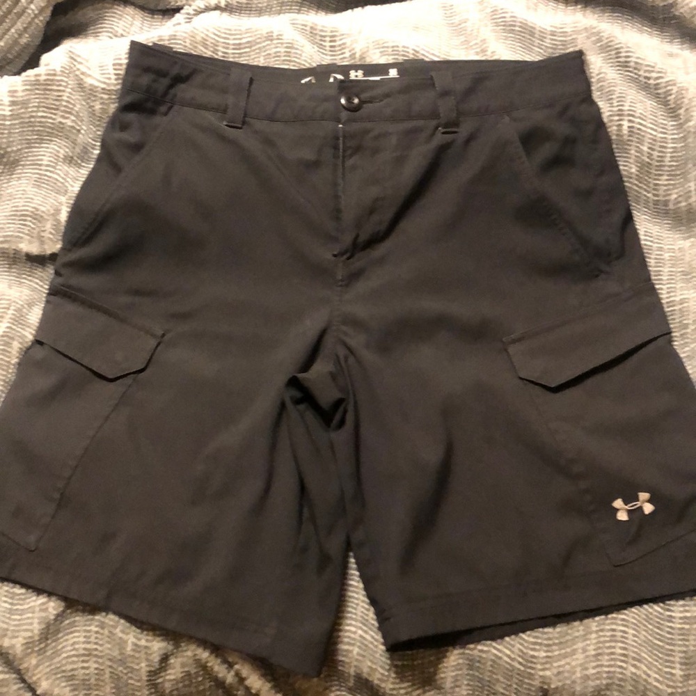 Under Armour men’s golf shorts